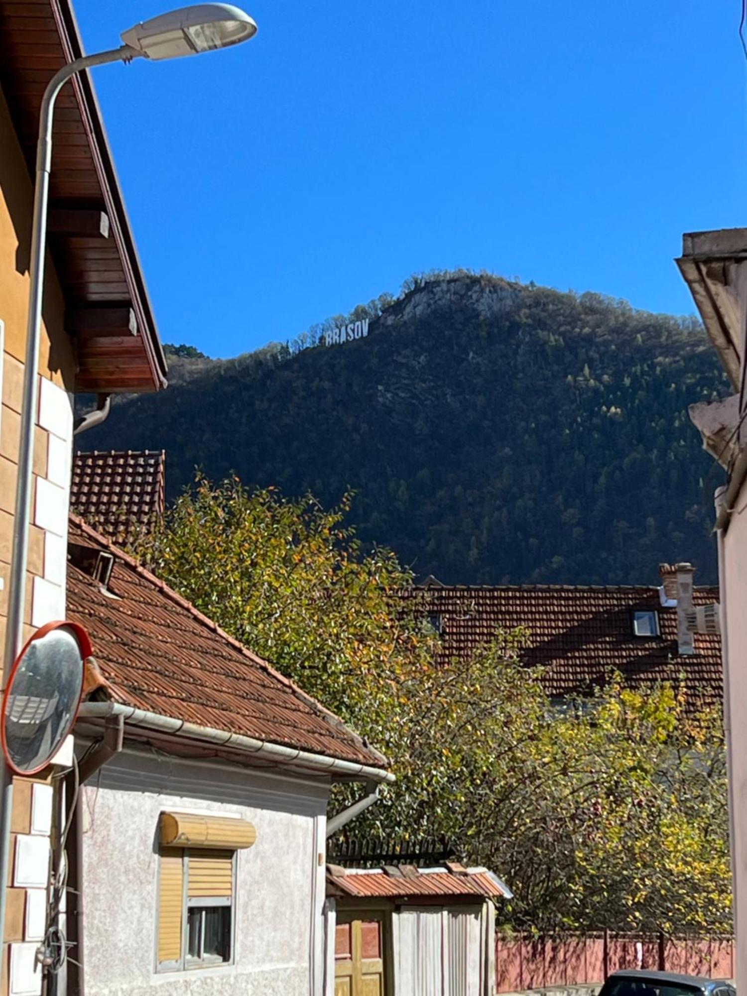 Retro House Mountain View Casa vacanze Braşov